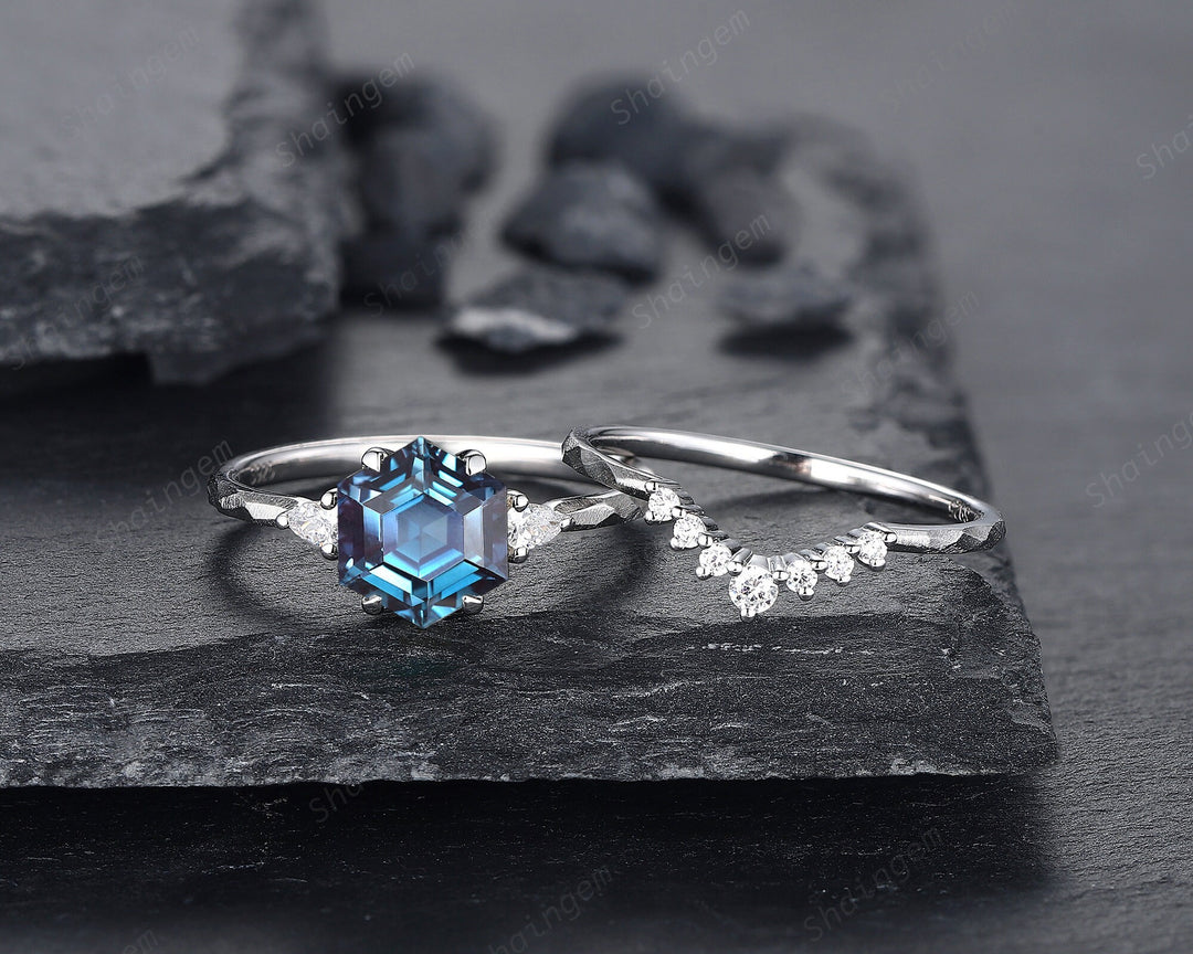 Unique Hammered Alexandrite Engagement Ring Set, Hand Forged 14K 18K White Gold Hexagon Cut Alexandrite Wedding Bridal Set Promise Ring Gift - ShainJewelry