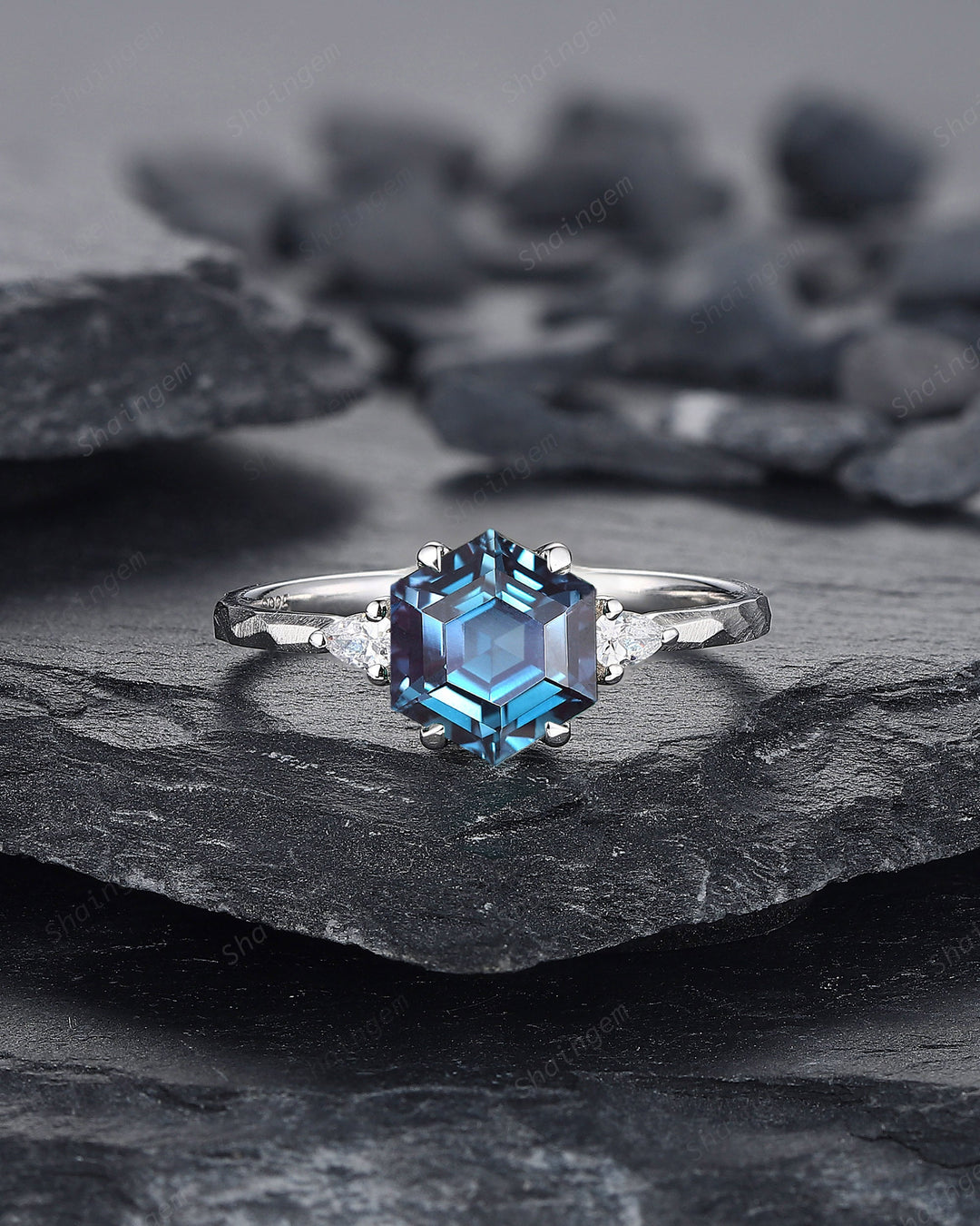 Unique Hammered Alexandrite Engagement Ring Set, Hand Forged 14K 18K White Gold Hexagon Cut Alexandrite Wedding Bridal Set Promise Ring Gift - ShainJewelry