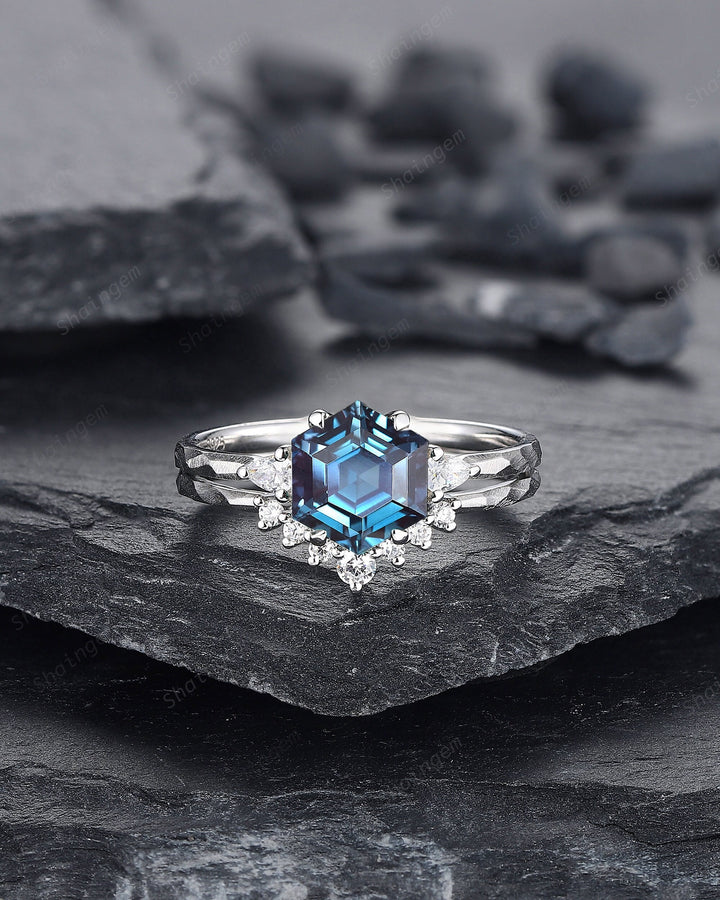 Unique Hammered Alexandrite Engagement Ring Set, Hand Forged 14K 18K White Gold Hexagon Cut Alexandrite Wedding Bridal Set Promise Ring Gift - ShainJewelry