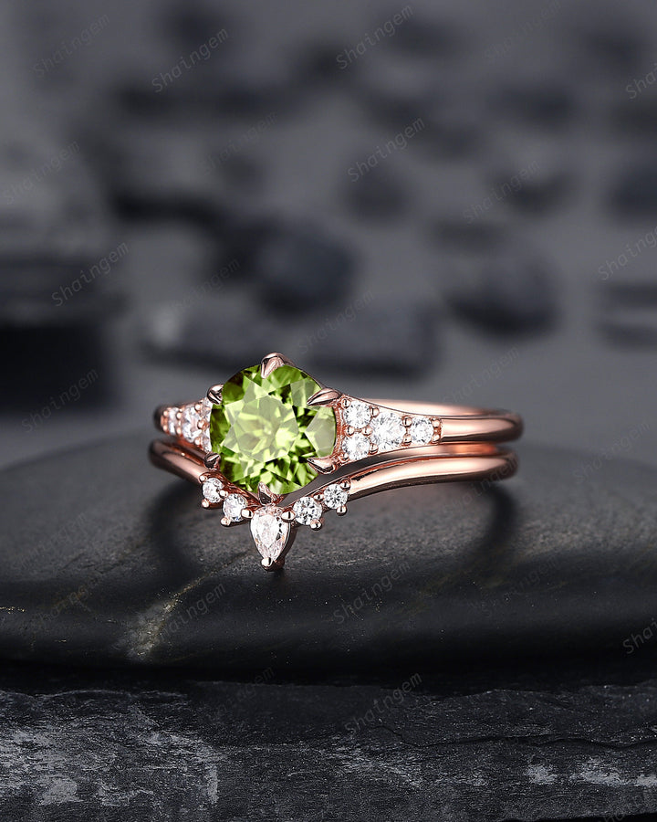 Vintage Round Shape Peridot Engagement Ring Set, Unique 14k Rose Gold Peridot Promise Ring, Peridot Bridal Set Anniversary Ring Gift for her - ShainJewelry