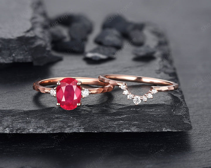 Hammered Natural African Ruby Engagement Ring Set, Hand Forged 14K 18K Rose Gold Oval Shape Ruby Wedding Bridal Set, Ruby Promise Ring Gift - ShainJewelry