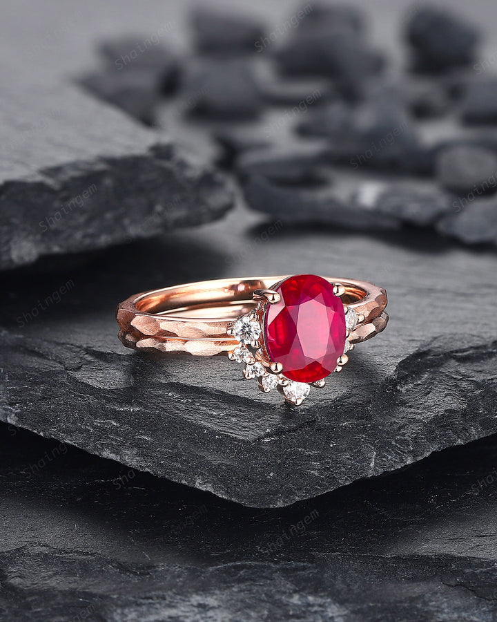 Hammered Natural African Ruby Engagement Ring Set, Hand Forged 14K 18K Rose Gold Oval Shape Ruby Wedding Bridal Set, Ruby Promise Ring Gift - ShainJewelry