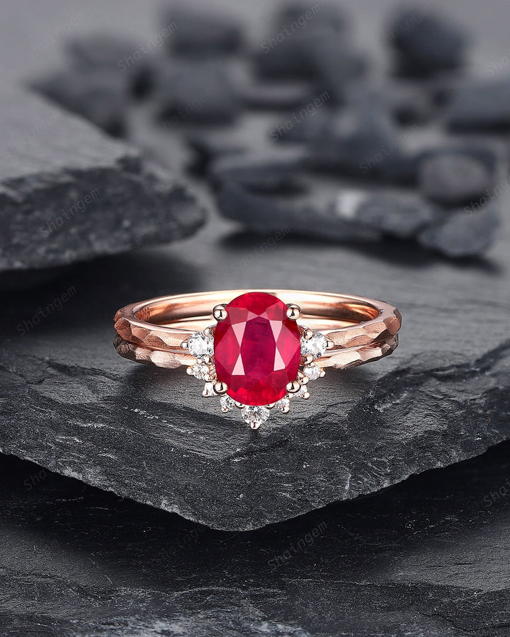 Hammered Natural African Ruby Engagement Ring Set, Hand Forged 14K 18K Rose Gold Oval Shape Ruby Wedding Bridal Set, Ruby Promise Ring Gift - ShainJewelry