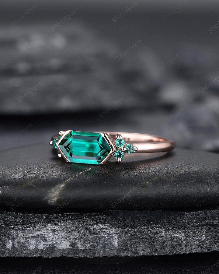 Vintage Long Hexagon Emerald Engagement Ring, Unique Rose Gold Emerald Cluster Wedding Ring, May Birthstone Promise Ring Gift For her - ShainJewelry
