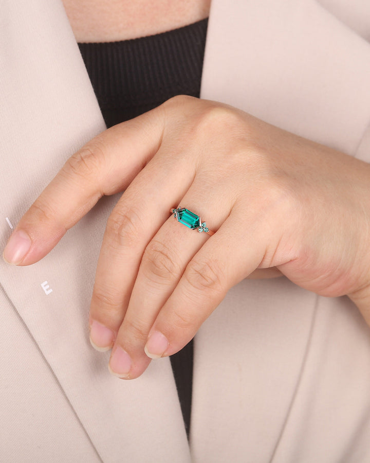 Vintage Long Hexagon Emerald Engagement Ring, Unique Rose Gold Emerald Cluster Wedding Ring, May Birthstone Promise Ring Gift For her - ShainJewelry