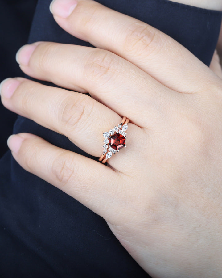 Unique Hexagon Cut Garnet Engagement Ring Set, Vintage Red Garnet Wedding Ring, 14K Rose Gold Garnet Promise Ring, Art Deco Garnet Ring - ShainJewelry