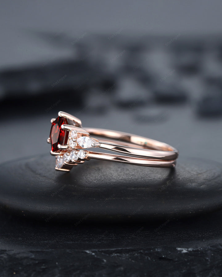 Unique Hexagon Cut Garnet Engagement Ring Set, Vintage Red Garnet Wedding Ring, 14K Rose Gold Garnet Promise Ring, Art Deco Garnet Ring - ShainJewelry