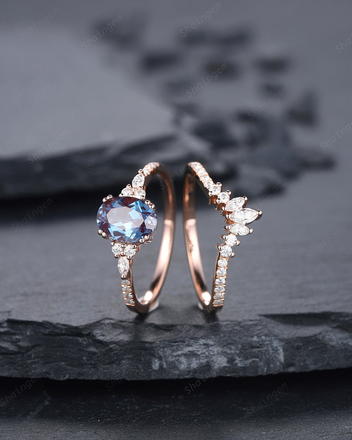 Vintage Oval Shape Alexandrite Engagement Ring Set, Unique 14K Rose Gold Alexandrite and Moissanite Wedding Set, Bridal Se Promise Ring Gift - ShainJewelry