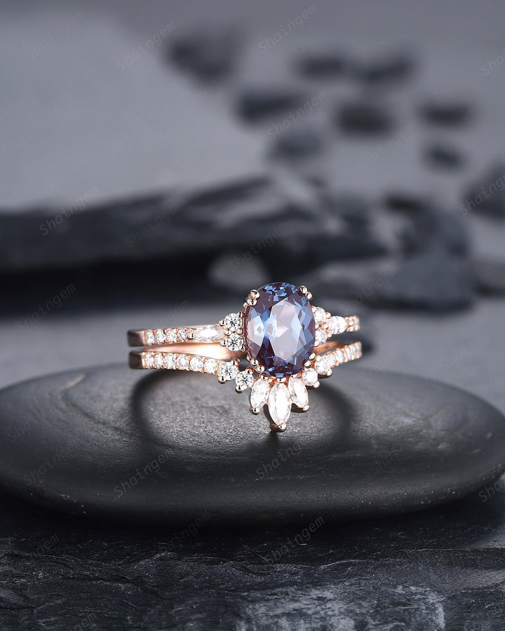 Vintage Oval Shape Alexandrite Engagement Ring Set, Unique 14K Rose Gold Alexandrite and Moissanite Wedding Set, Bridal Se Promise Ring Gift - ShainJewelry