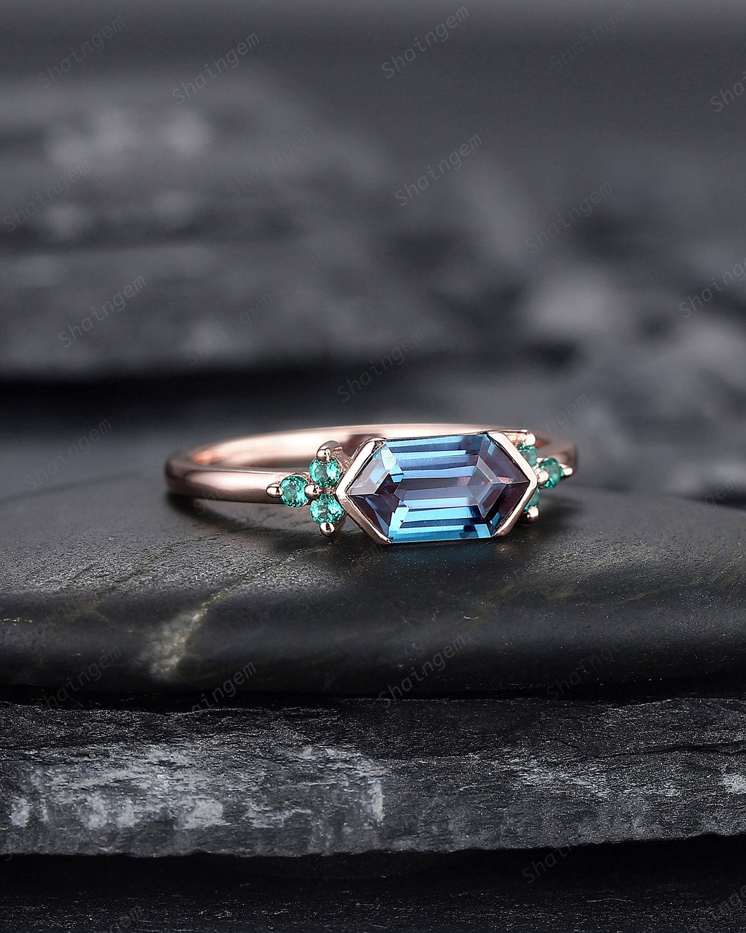 Vintage Long Hexagon Alexandrite Engagement Ring, Unique Emerald Cluster Wedding Ring, Rose Gold Anniversary Promise Ring Gift for Women - ShainJewelry