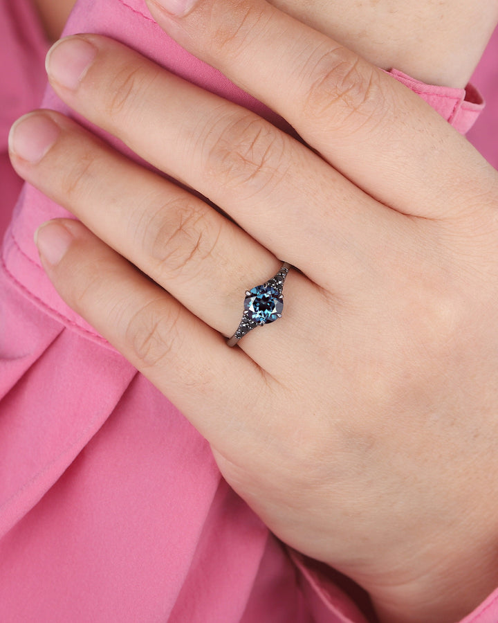 Unique Black Gold Round Shape Alexandrite Engagement Ring, Vintage Rhodium Black Hip Hop Wedding Ring, Gothic June Birthstone Promise Ring - ShainJewelry
