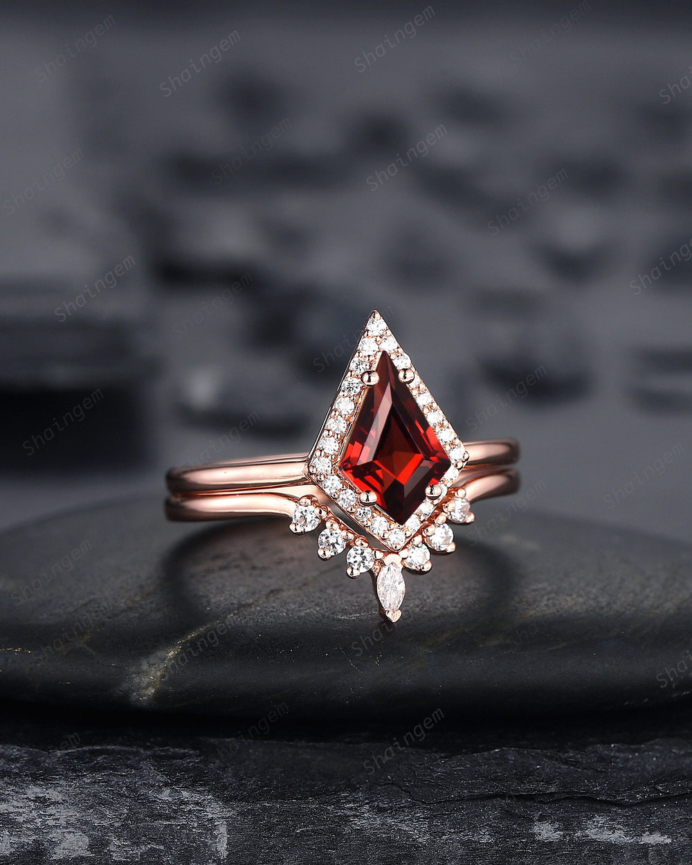 Vintage Kite Shape Garnet Halo Engagement Ring Set, V Shape 14K Rose Gold Garnet Promise Ring, Garnet Bridal Set, Wedding Ring Mom Gift - ShainJewelry