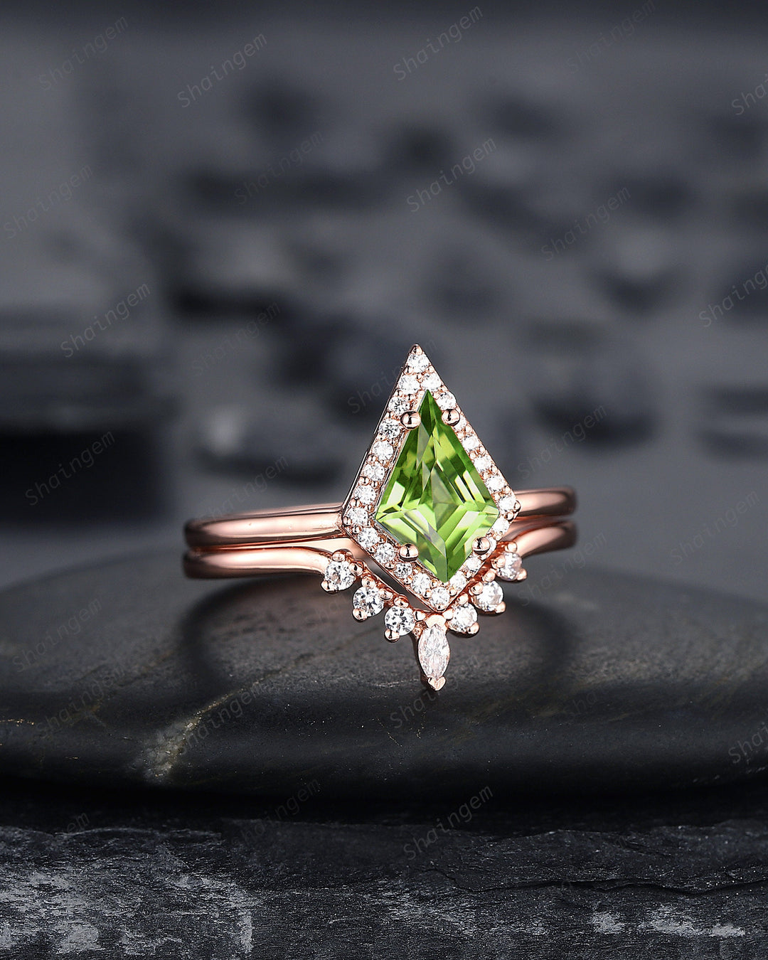 Vintage Kite Shape Peridot Halo Engagement Ring Set, V Shape 14K Rose Gold Peridot Promise Ring, Peridot Bridal Set, Wedding Ring Mom Gift - ShainJewelry