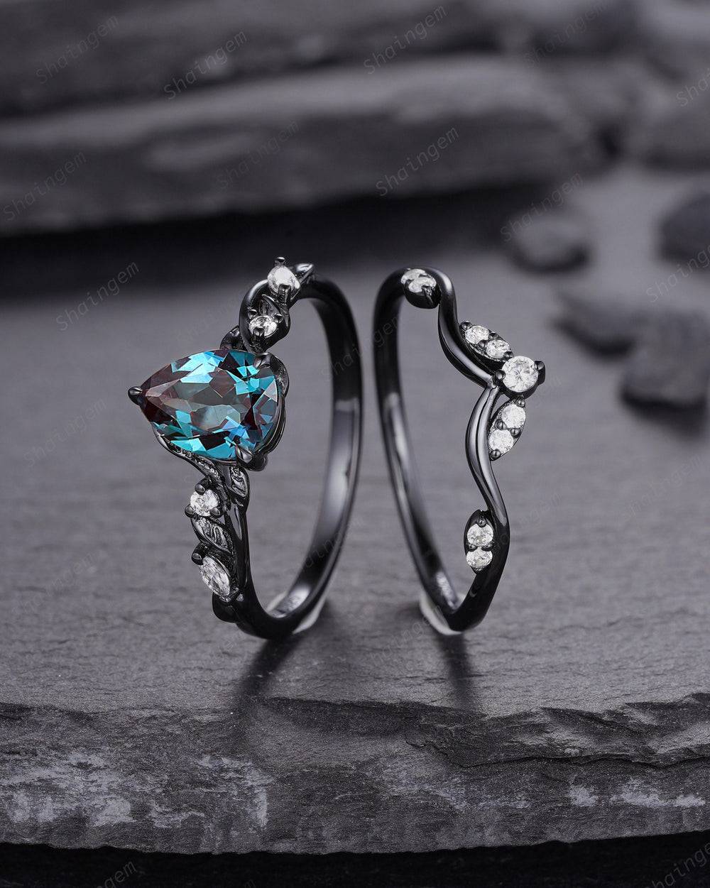 Pear Shape Alexandrite Twig Engagement Ring, Black Gold Gothic Promise Ring Set Unique Rhodium Black Witchy Alexandrite Ring Bridal Set Gift - ShainJewelry