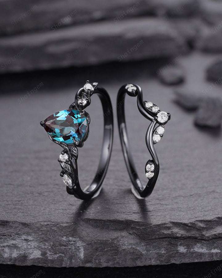 Pear Shape Alexandrite Twig Engagement Ring, Black Gold Gothic Promise Ring Set Unique Rhodium Black Witchy Alexandrite Ring Bridal Set Gift - ShainJewelry