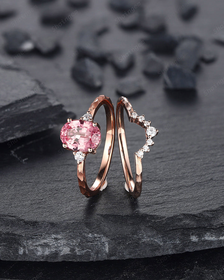 Unique Hammered Pink Sapphire Diamond Engagement Ring Set, Hand Forged 14K 18K Rose Gold Oval Shape Sapphire Bridal Set Promise Ring Gift - ShainJewelry