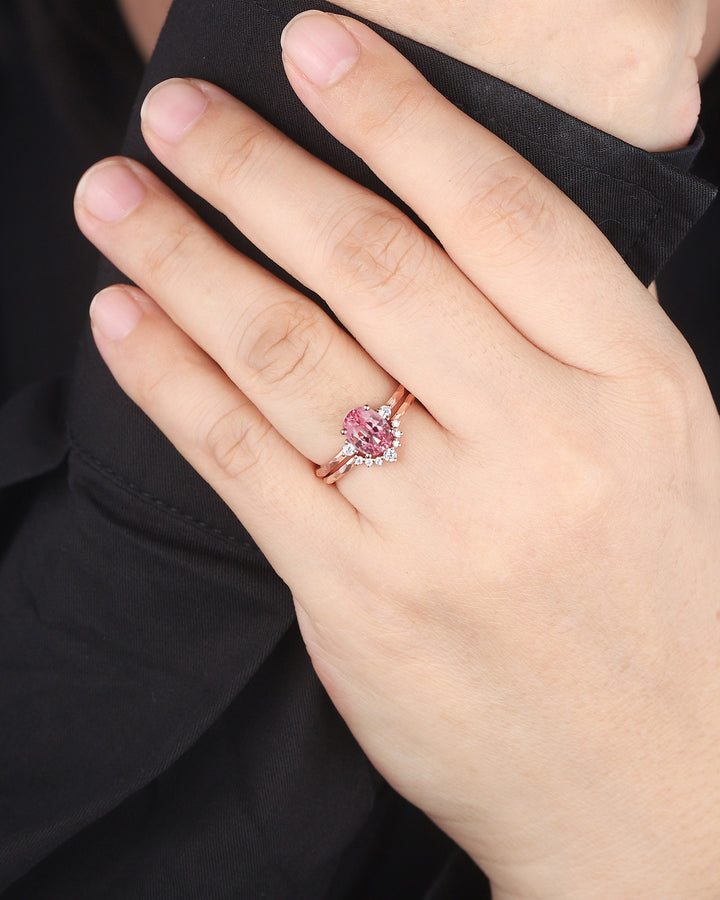 Unique Hammered Pink Sapphire Diamond Engagement Ring Set, Hand Forged 14K 18K Rose Gold Oval Shape Sapphire Bridal Set Promise Ring Gift - ShainJewelry