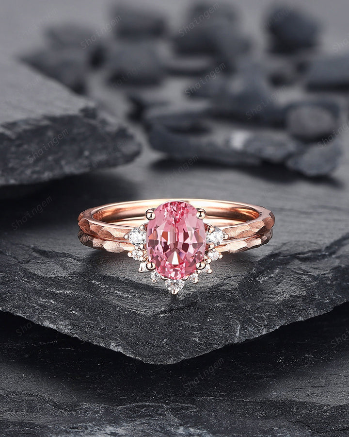 Unique Hammered Pink Sapphire Diamond Engagement Ring Set, Hand Forged 14K 18K Rose Gold Oval Shape Sapphire Bridal Set Promise Ring Gift - ShainJewelry