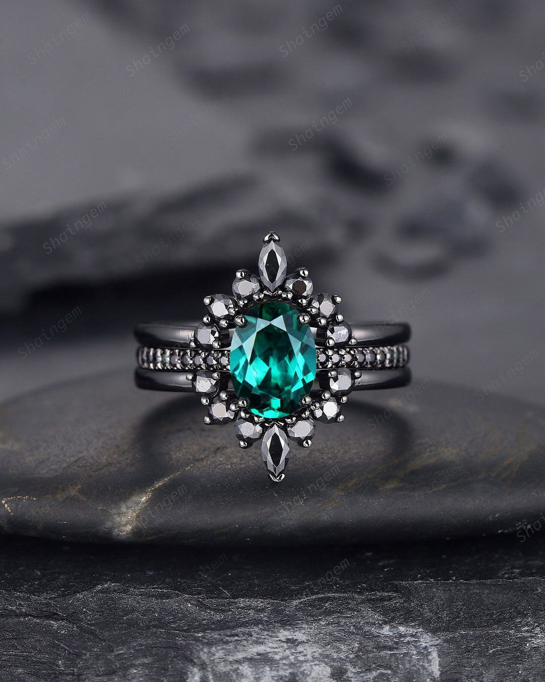 3PCS Oval Emerald Black Engagement Ring Set, Black Gold Finish Emerald Promise Ring Set, Vintage Rhodium Black Wedding Ring Gift for Her - ShainJewelry