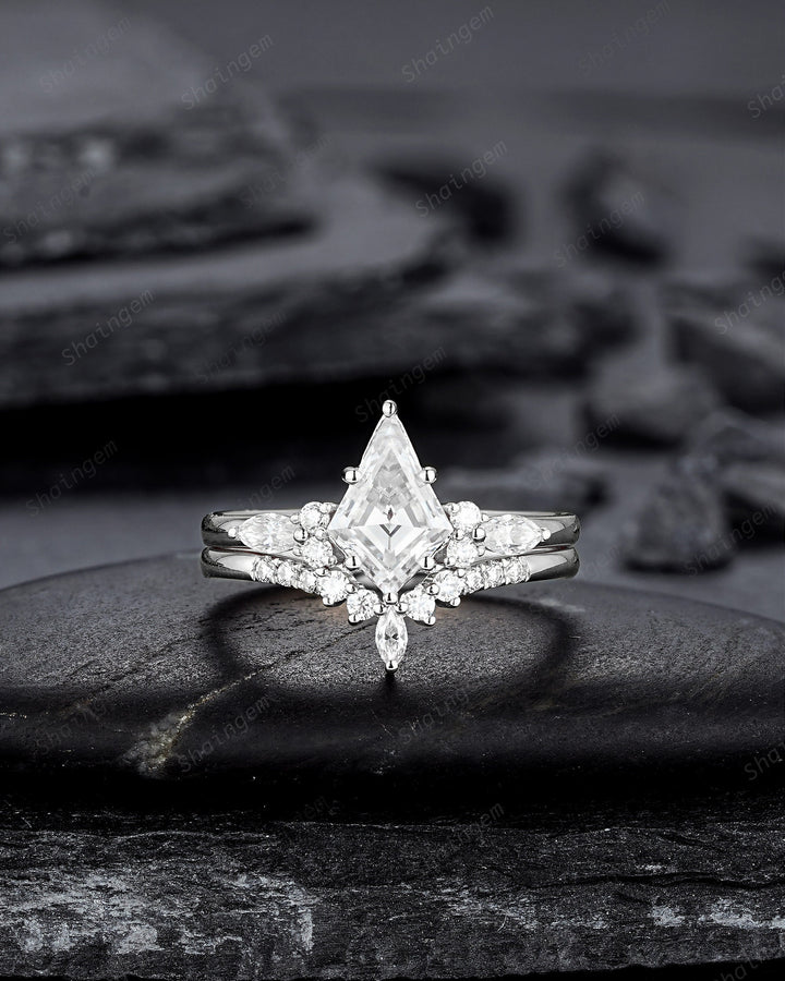 Kite Shape Moissanite and Diamond Engagement Ring Set, Unique 14K Yellow Gold Moissanite Promise Wedding Ring Set Bridal Set Gift for Women - ShainJewelry