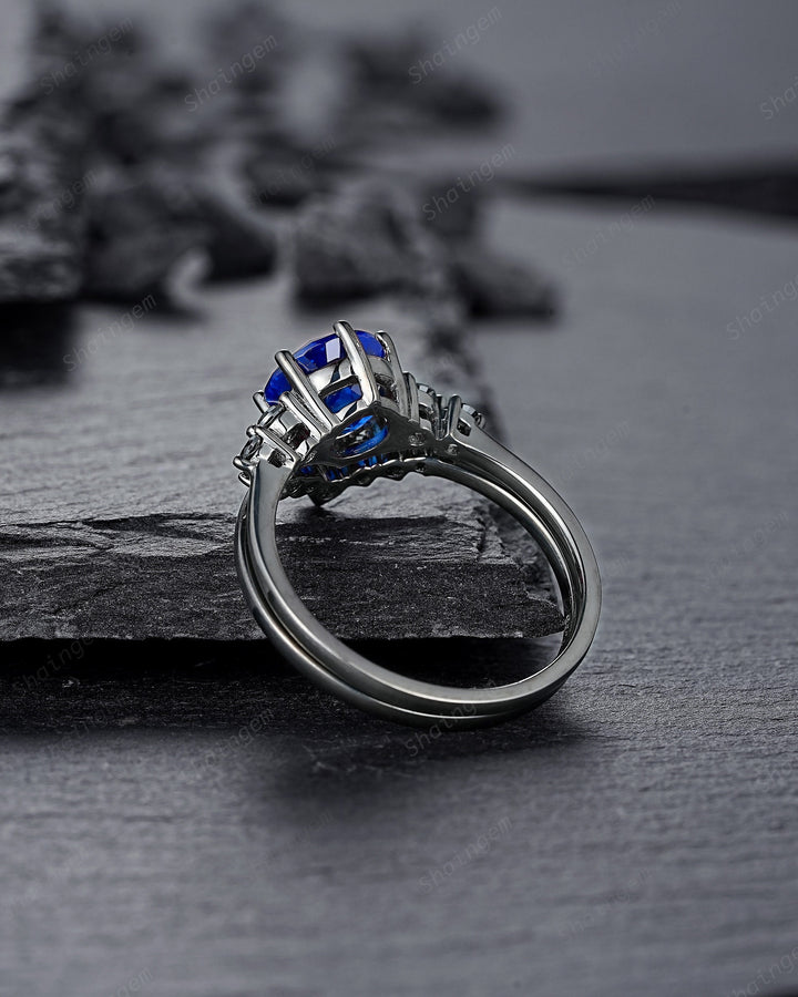 Vintage Black Gold Round Shape Blue Sapphire Engagement Ring, Black Rhodium Sapphire Wedding Set, Unique Dark Bridal Set, Black Promise Ring - ShainJewelry