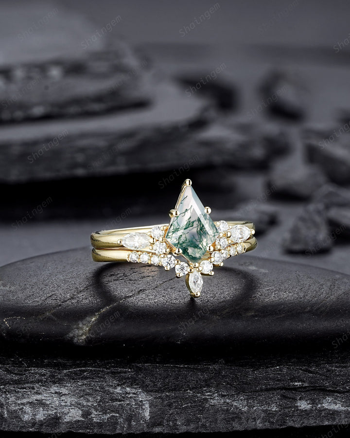 Vintage Kite Shape Moss Agate and Diamond Engagement Ring Set, 14K Yellow Gold Promise Ring, Wedding Ring Gift Bridal Set for Women - ShainJewelry