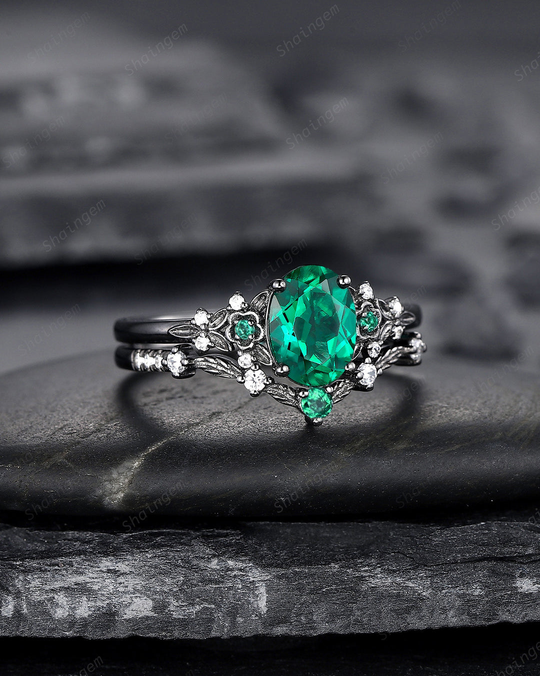 Vintage Black Gold Oval Shape Emerald Engagement Ring, Rhodium Black Emerald Wedding Set, Witchy Bridal Set Promise Ring Black Floral Ring - ShainJewelry