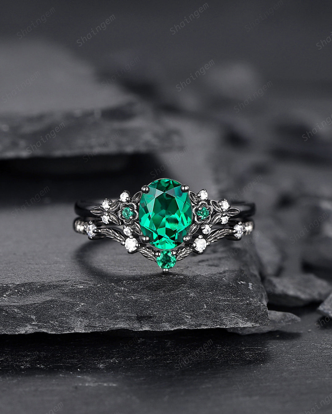 Vintage Black Gold Oval Shape Emerald Engagement Ring, Rhodium Black Emerald Wedding Set, Witchy Bridal Set Promise Ring Black Floral Ring - ShainJewelry