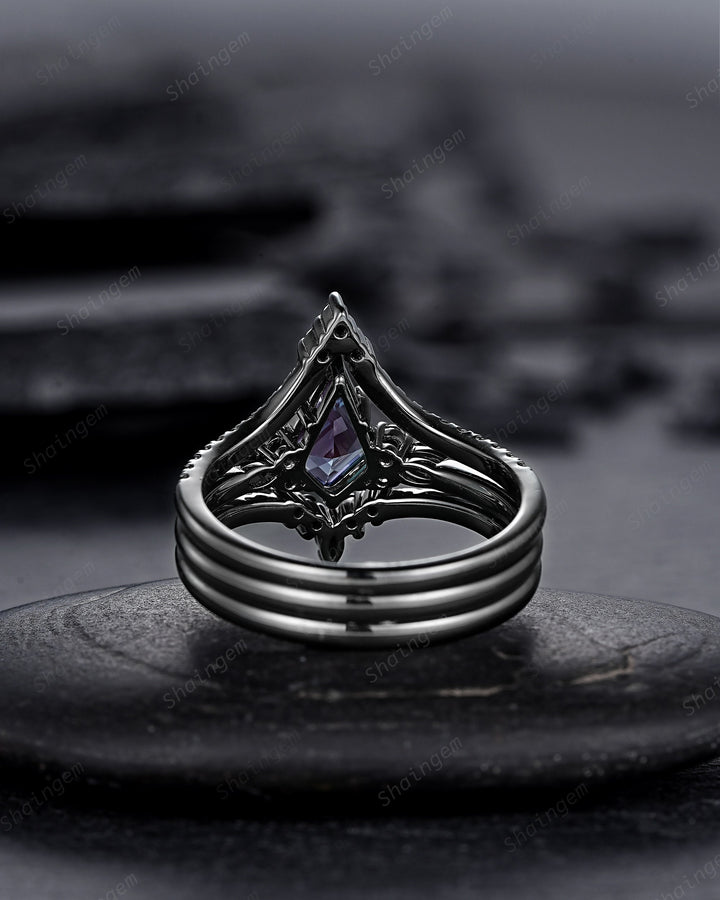 Black Gold Kite Shape Alexandrite Bridal Set, Dark Wedding Witchy Ring, Gothic Rhodium Black Alexandrite Engagement Ring Gift for Women - ShainJewelry