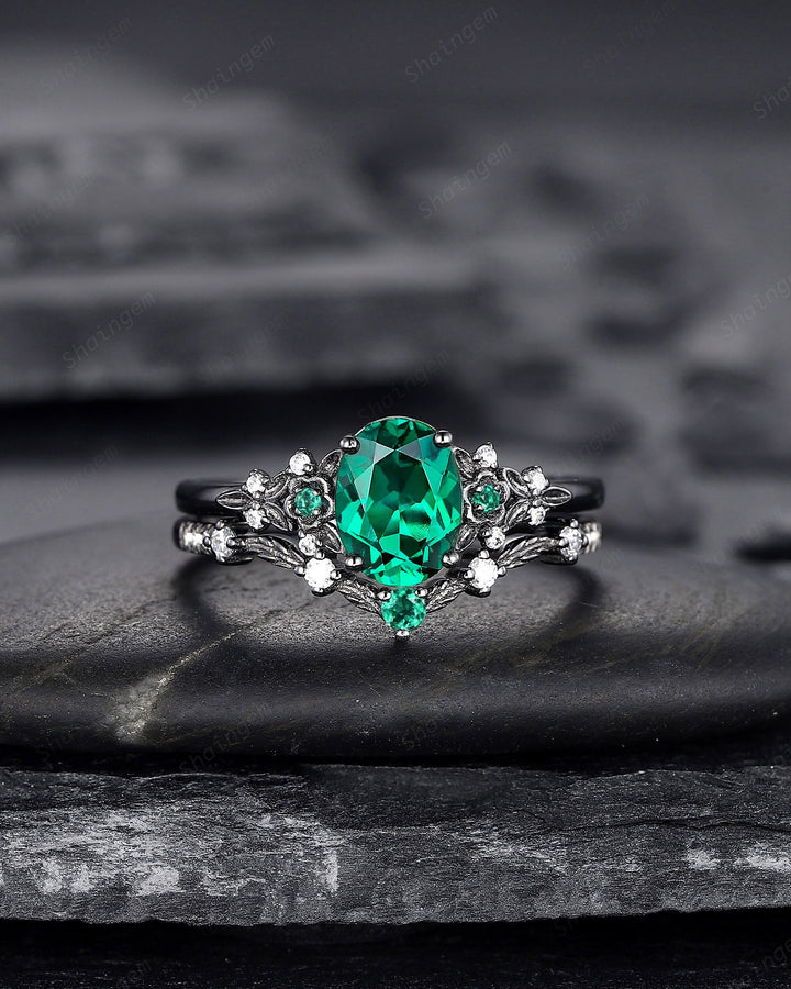 Vintage Black Gold Oval Shape Emerald Engagement Ring, Rhodium Black Emerald Wedding Set, Witchy Bridal Set Promise Ring Black Floral Ring - ShainJewelry