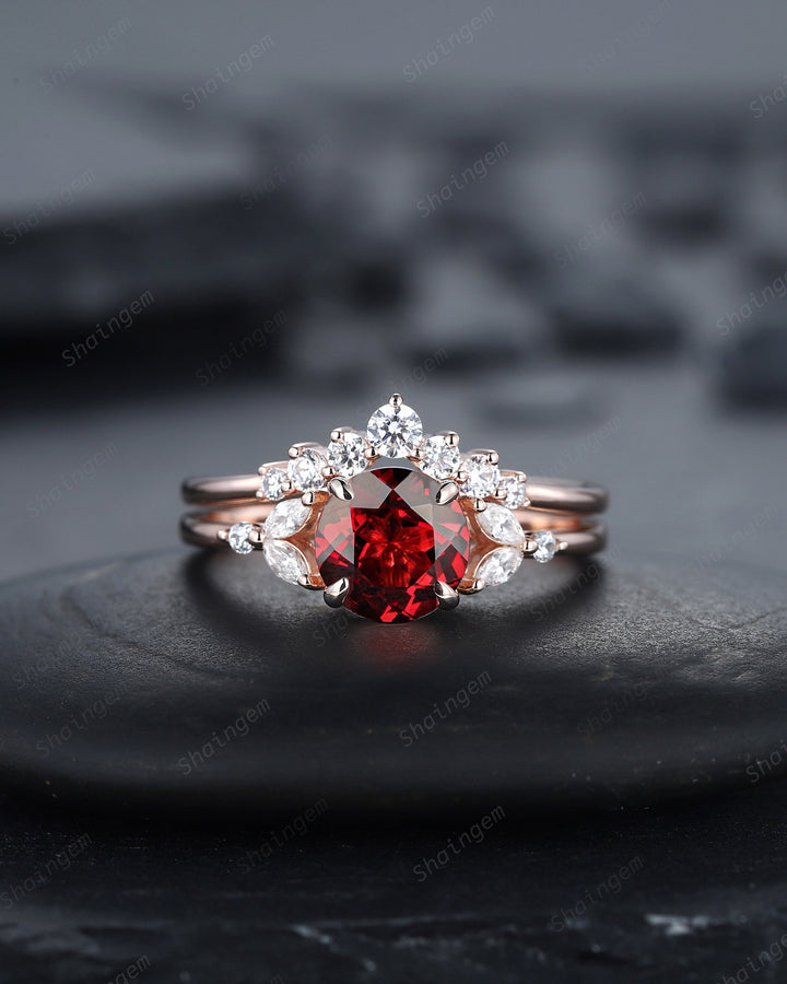 Vintage Natural Garnet Engagement Ring Set, 14K Rose Gold Round Cut Garnet and Moissanite Promise Ring, Garnet Wedding Ring Gift for Women - ShainJewelry