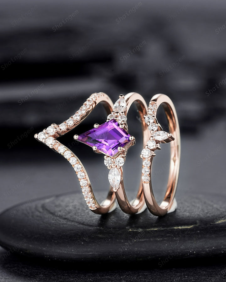 3PCS Vintage Kite Cut Natural Amethyst Engagement Ring Set, V Shape Rose Gold Purple Amethyst Promise Ring, Wedding Ring Gift for Women - ShainJewelry