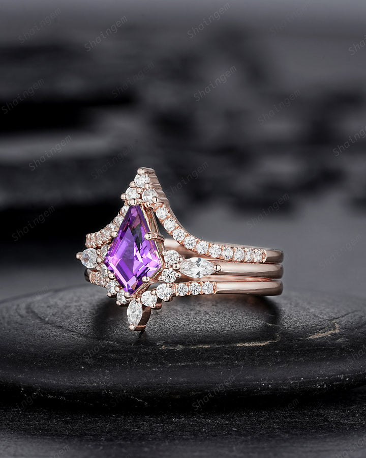 3PCS Vintage Kite Cut Natural Amethyst Engagement Ring Set, V Shape Rose Gold Purple Amethyst Promise Ring, Wedding Ring Gift for Women - ShainJewelry
