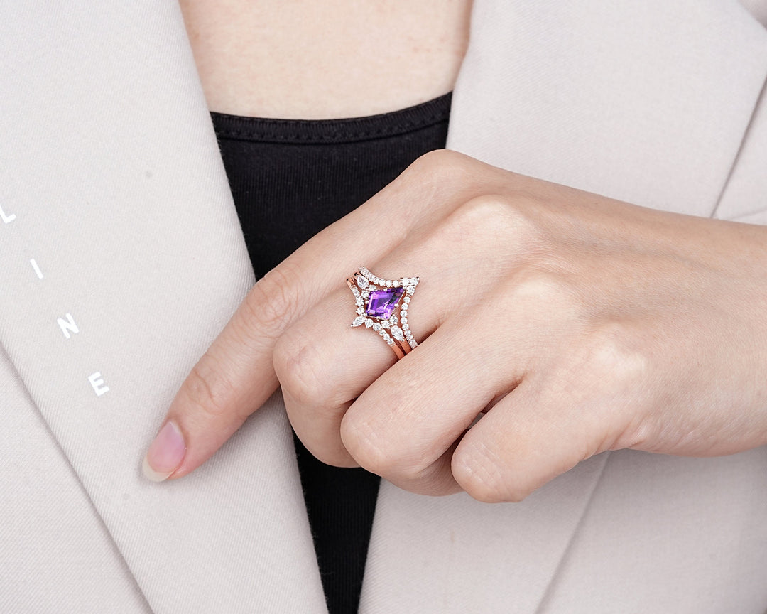 3PCS Vintage Kite Cut Natural Amethyst Engagement Ring Set, V Shape Rose Gold Purple Amethyst Promise Ring, Wedding Ring Gift for Women - ShainJewelry