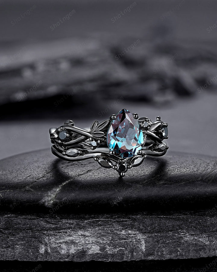 Gothic Black Gold Pear Shape Alexandrite Leaf Engagement Ring Set, Black Vine Promise Ring, Unique Rhodium Black Witchy Twig Branch Ring - ShainJewelry