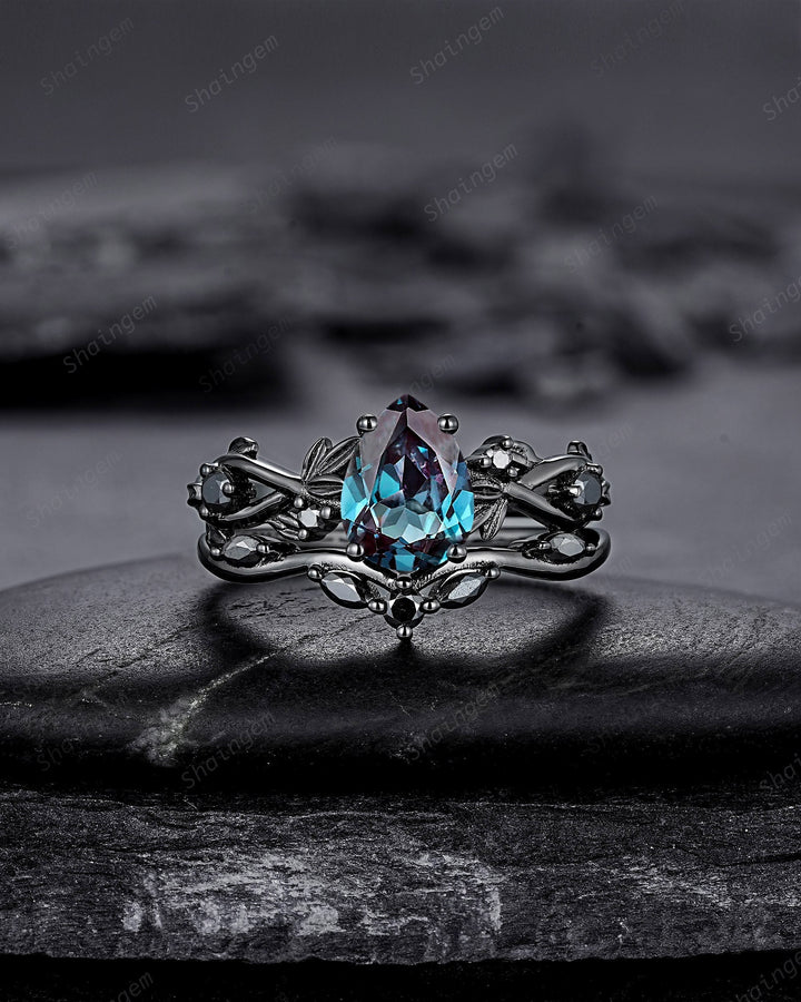 Gothic Black Gold Pear Shape Alexandrite Leaf Engagement Ring Set, Black Vine Promise Ring, Unique Rhodium Black Witchy Twig Branch Ring - ShainJewelry