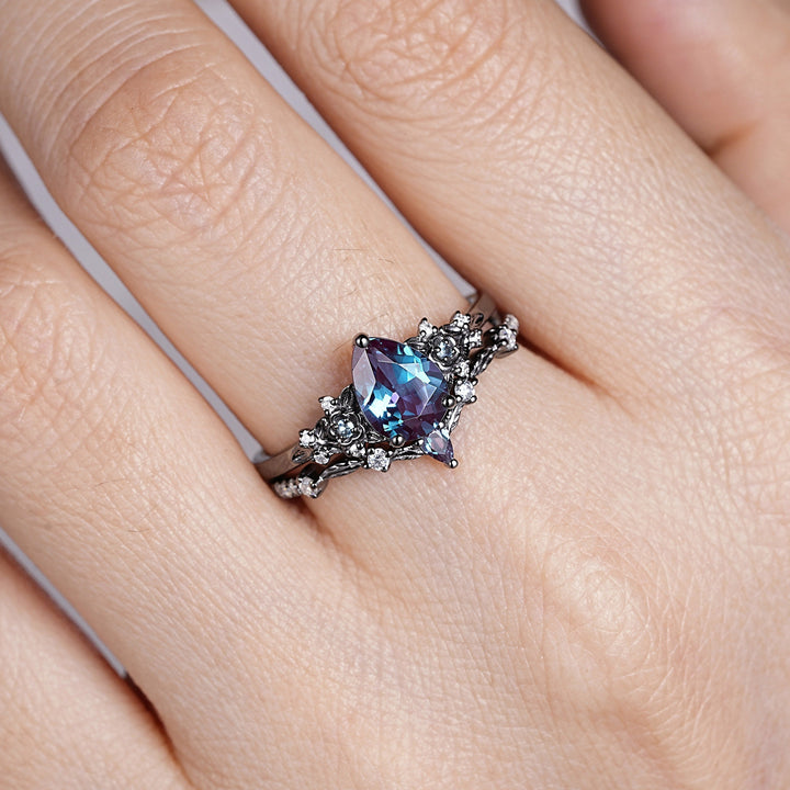 Gothic Black Gold Pear Shape Alexandrite Engagement Ring Set, Black Floral Promise Ring Set Unique Rhodium Black Witchy Ring Bridal Set Gift - ShainJewelry