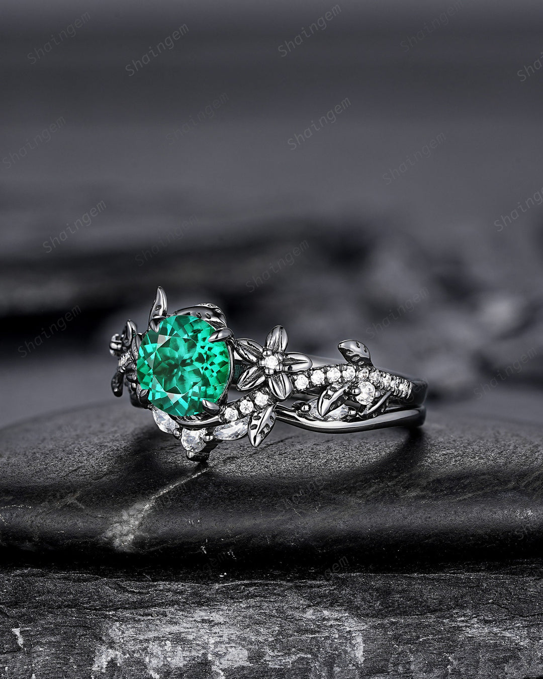 Nature Inspired Black Gold Round Shape Emerald Leaf Engagement Ring, Black Rhodium Emerald Vine Wedding Set Witchy Twig Branch Promise Ring - ShainJewelry