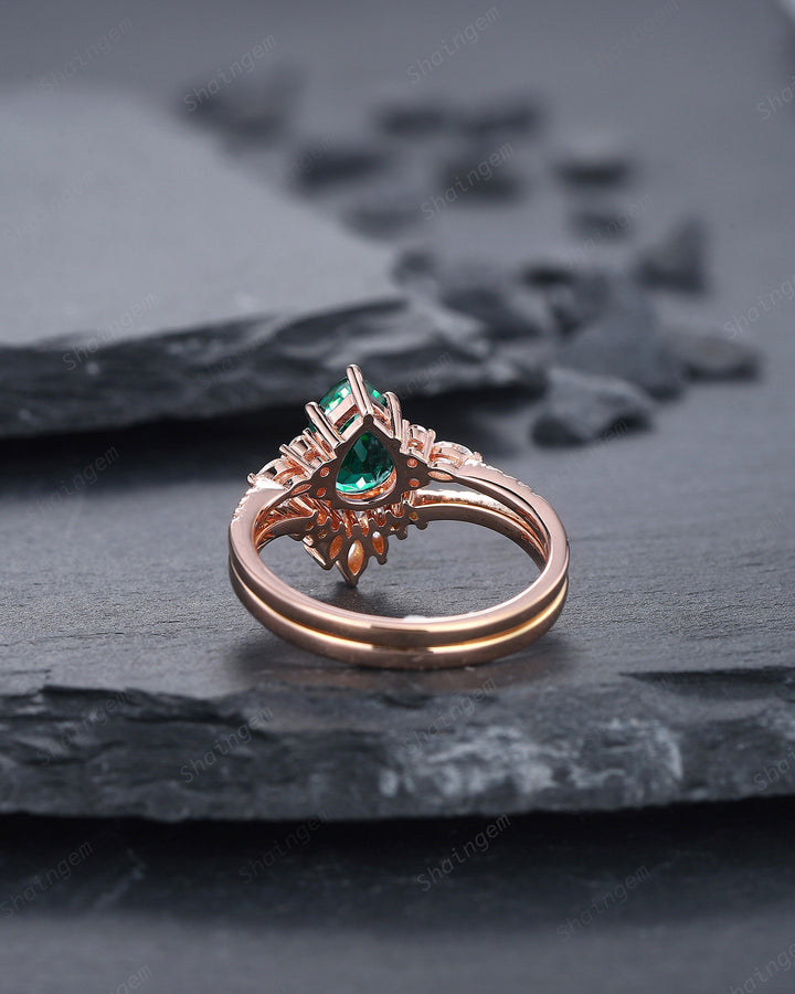 Vintage Emerald Cluster Engagement Ring, Unique Rose Gold Wedding Ring Set, May Birthstone Bridal Set Anniversary Promise Ring for Women - ShainJewelry