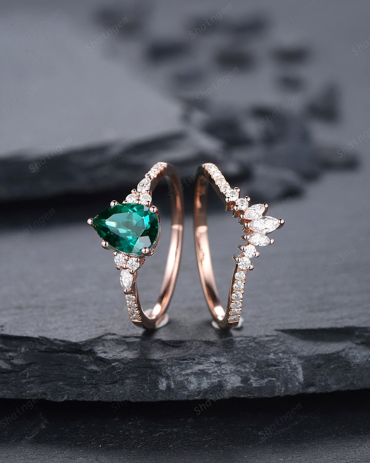 Vintage Emerald Cluster Engagement Ring, Unique Rose Gold Wedding Ring Set, May Birthstone Bridal Set Anniversary Promise Ring for Women - ShainJewelry