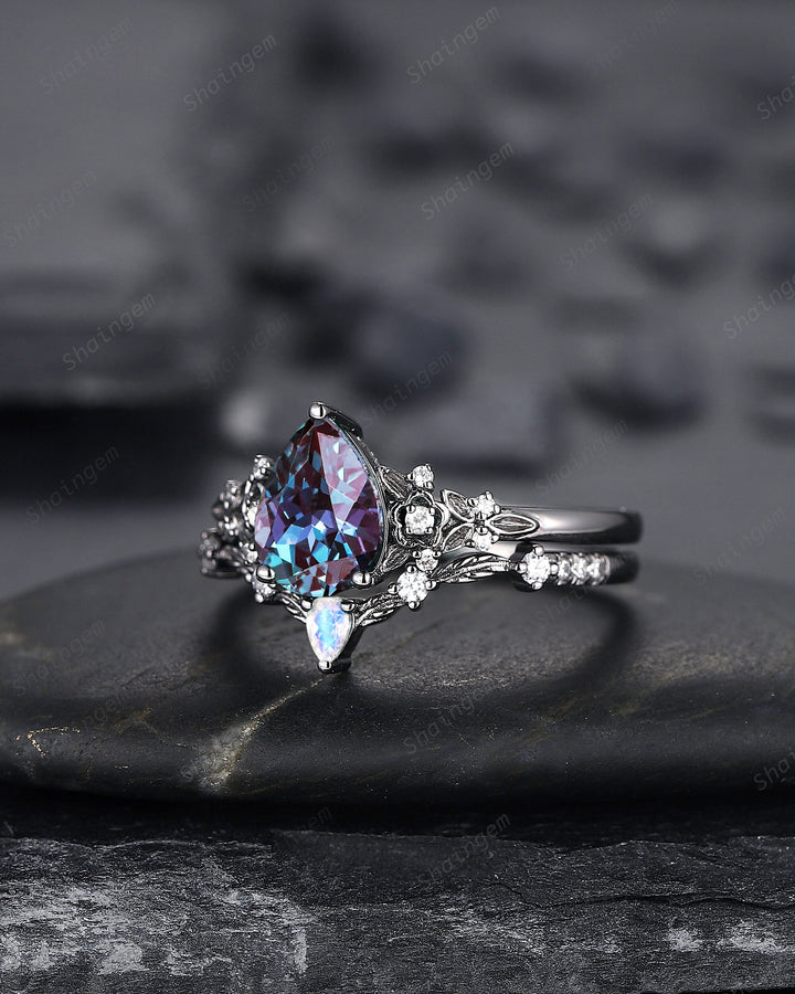 Black Gold Pear Shape Alexandrite and Moonstone Engagement Ring, Gothic Black Floral Promise Ring, Rhodium Black Witchy Ring June Birthstone - ShainJewelry