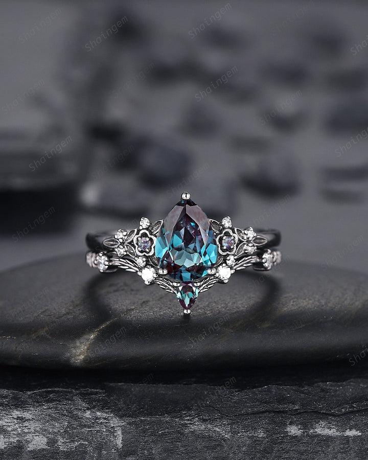 Gothic Black Gold Pear Shape Alexandrite Engagement Ring Set, Black Floral Promise Ring Set Unique Rhodium Black Witchy Ring Bridal Set Gift - ShainJewelry