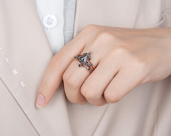 3PCS Kite Cut Natural Salt and Pepper Engagement Ring Set, V Shape Rose Gold Black Moissanite Promise Ring, Bridal Set Wedding Ring for her - ShainJewelry
