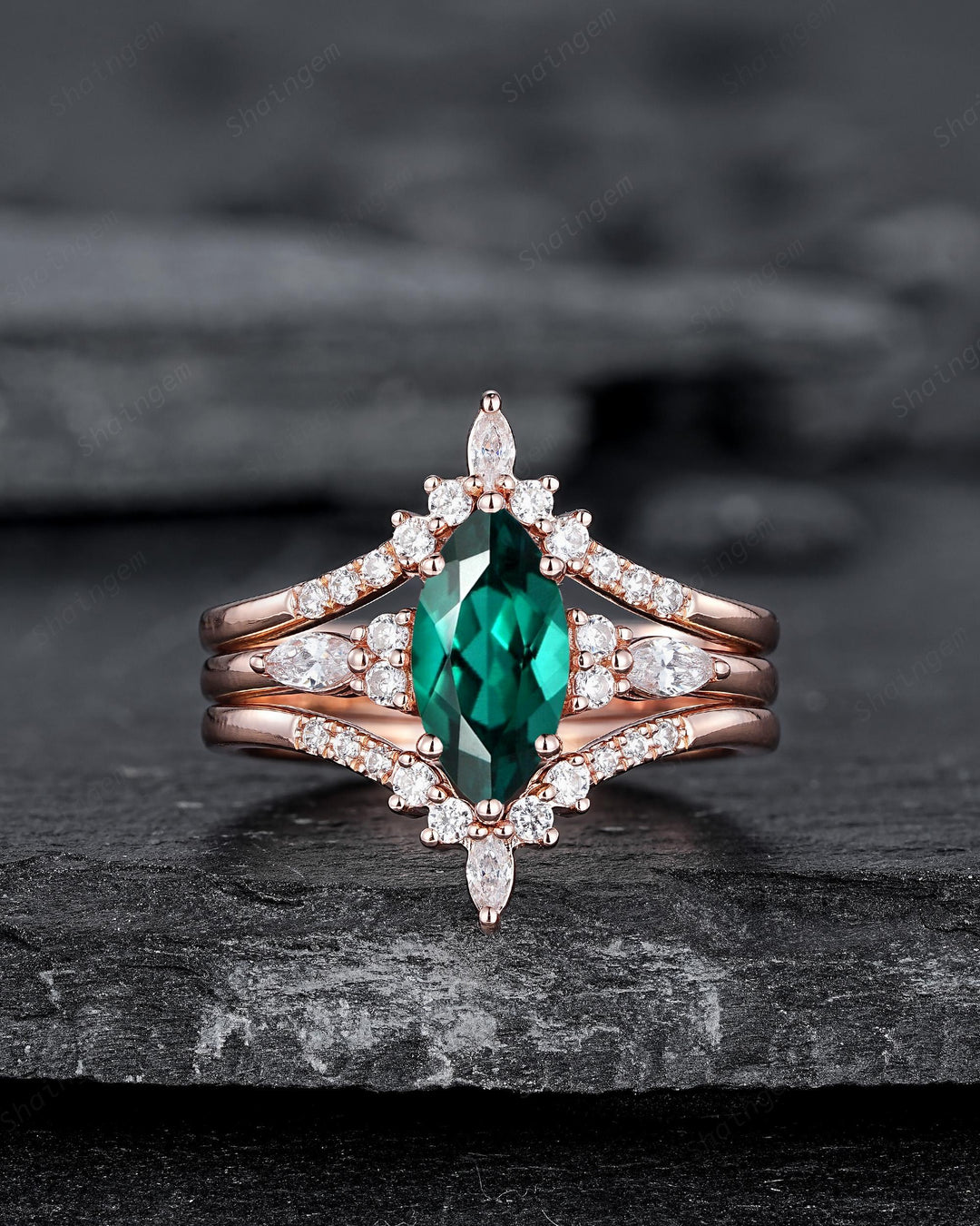 3PCS Vintage Marquise Cut Green Emerald Engagement Ring Set, V Shape Rose Gold May Birthstone Promise Ring, Wedding Ring Gift for Women - ShainJewelry