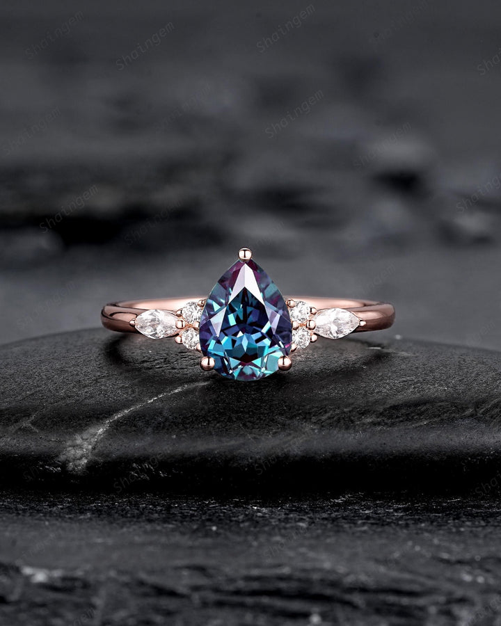 Vintage Pear Shape Alexandrite Engagement Ring Set, Rose Gold Promise Ring Bridal Set, June Birthstone Wedding Ring Anniversary Gift for her - ShainJewelry