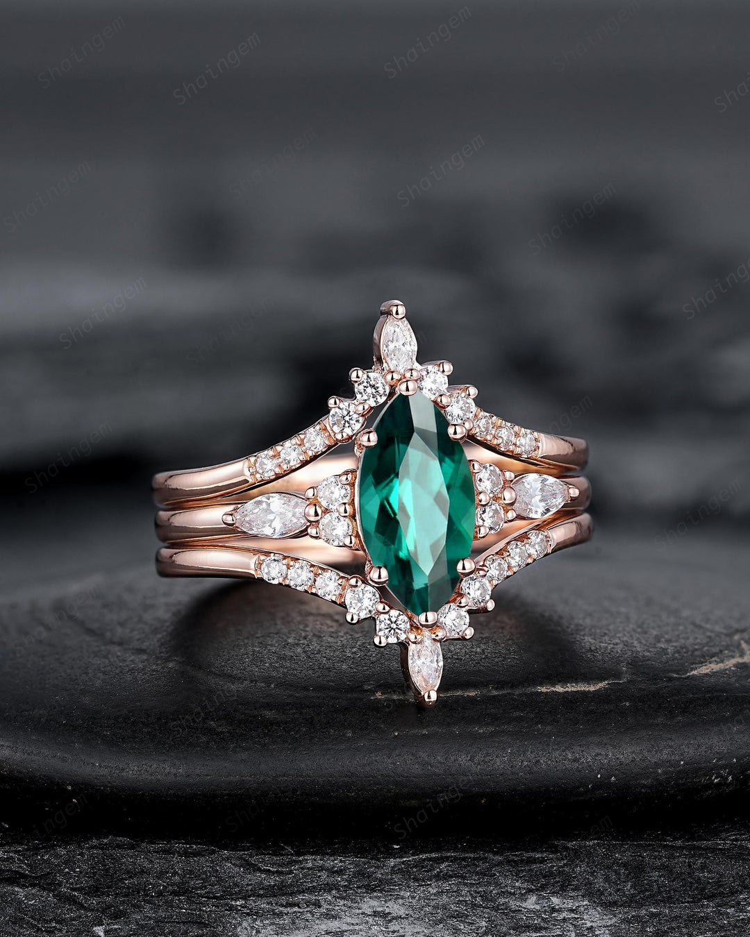 3PCS Vintage Marquise Cut Green Emerald Engagement Ring Set, V Shape Rose Gold May Birthstone Promise Ring, Wedding Ring Gift for Women - ShainJewelry