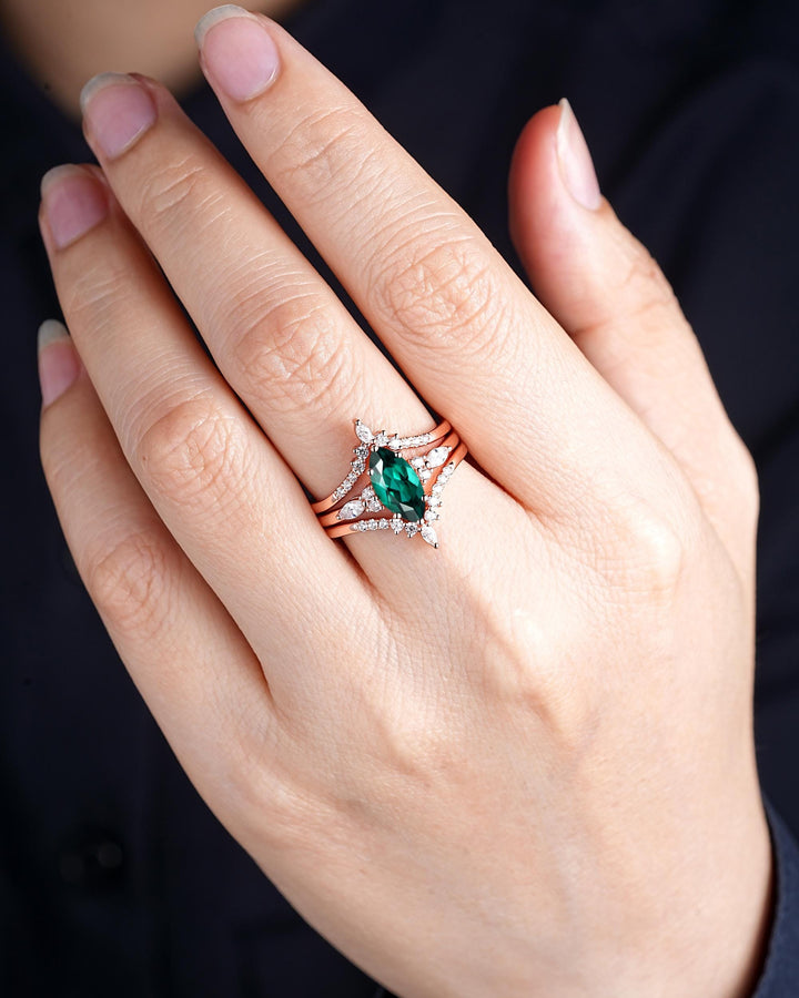 3PCS Vintage Marquise Cut Green Emerald Engagement Ring Set, V Shape Rose Gold May Birthstone Promise Ring, Wedding Ring Gift for Women - ShainJewelry