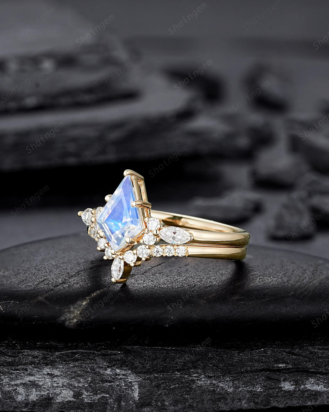 Vintage Kite Shape Natural Moonstone Engagement Ring Set, 14K Yellow Gold Blue Fire Moonstone Promise Ring, Wedding Ring Gift for Women - ShainJewelry