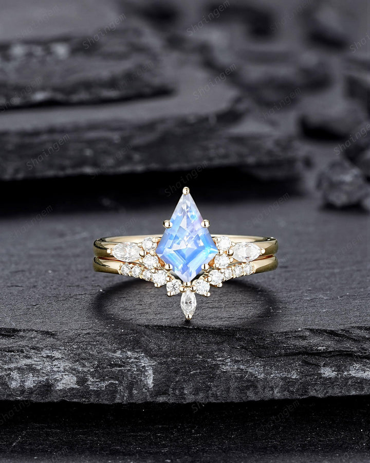 Vintage Kite Shape Natural Moonstone Engagement Ring Set, 14K Yellow Gold Blue Fire Moonstone Promise Ring, Wedding Ring Gift for Women - ShainJewelry
