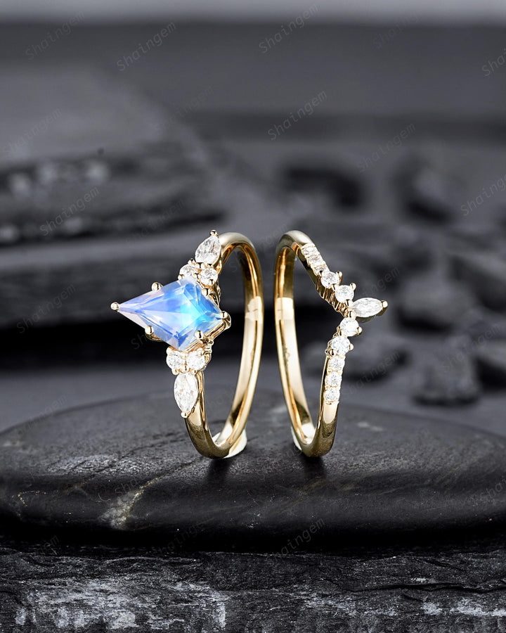 Vintage Kite Shape Natural Moonstone Engagement Ring Set, 14K Yellow Gold Blue Fire Moonstone Promise Ring, Wedding Ring Gift for Women - ShainJewelry
